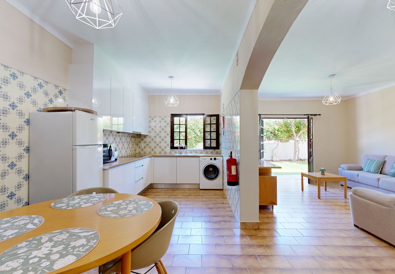 Casa geminada em Albufeira - Oura Villas V4 103