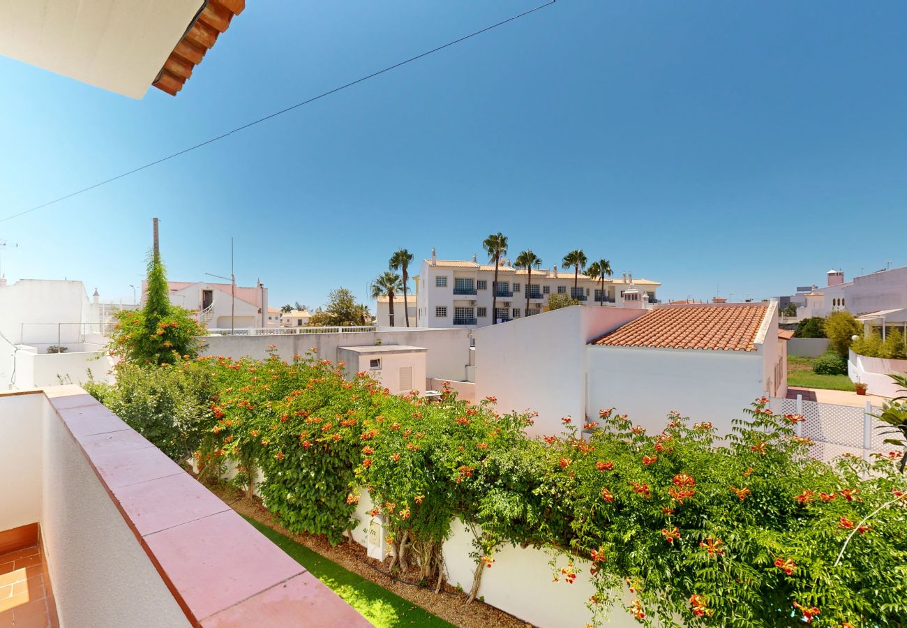 Casa geminada em Albufeira - Oura Villas V4 103