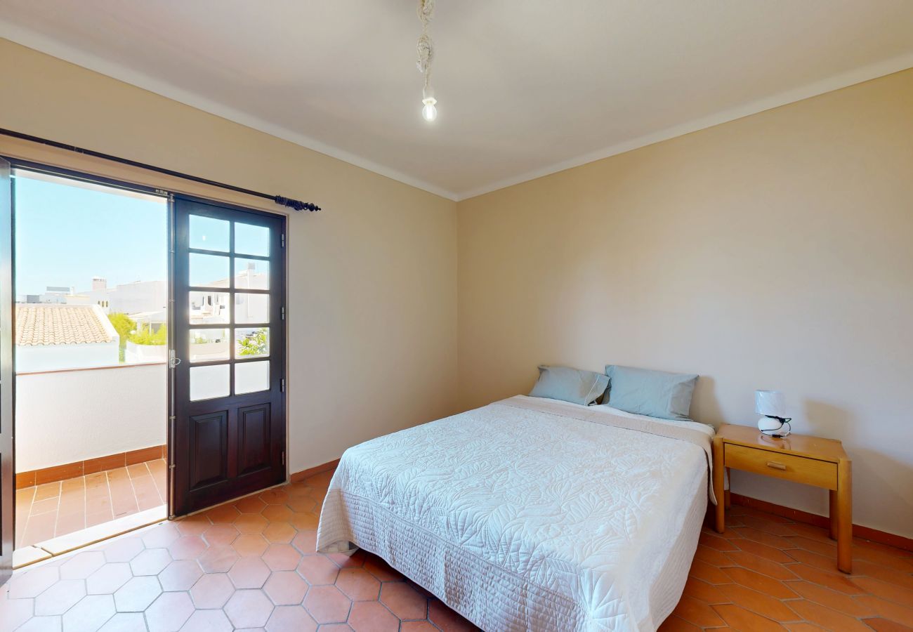 Casa geminada em Albufeira - Oura Villas V4 103