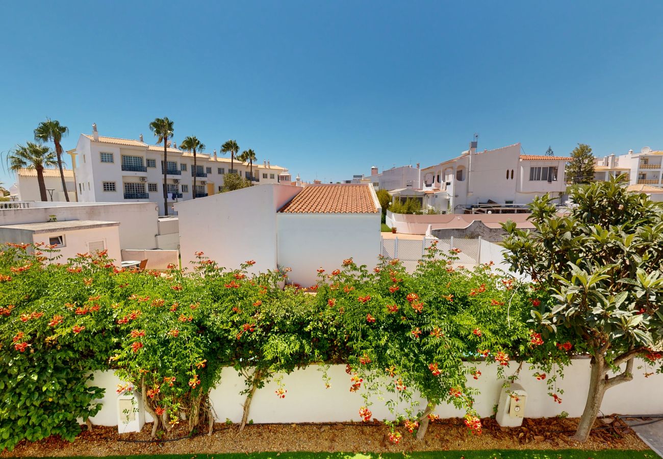 Casa geminada em Albufeira - Oura Villas V4 103