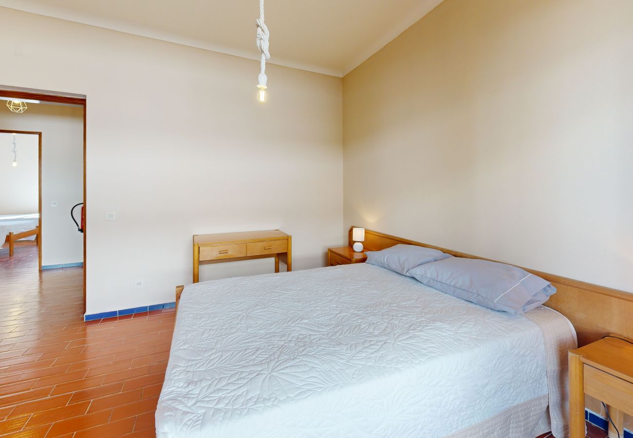 Casa geminada em Albufeira - Oura Villas V4 102