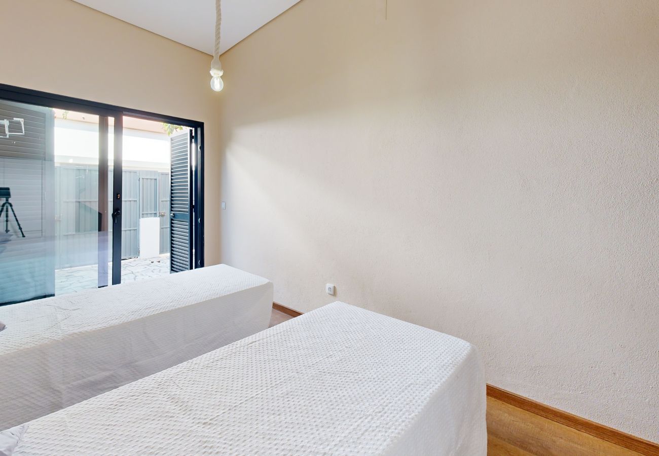 Casa geminada em Albufeira - Oura Villas V4 102