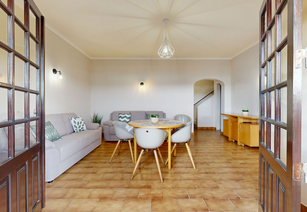 Casa geminada em Albufeira - Oura Villas V4 102