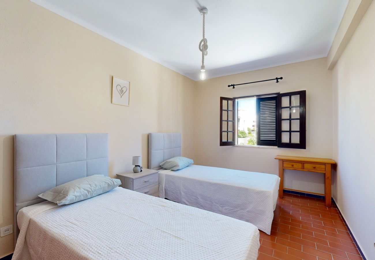 Casa geminada em Albufeira - Oura Villas V3 101