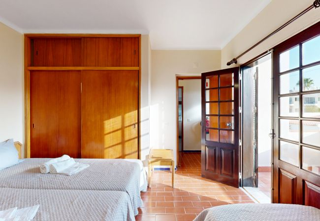 Casa geminada em Albufeira - Oura Villas V1 107  Casa geminada em Albufeira - Oura Villas V1 107