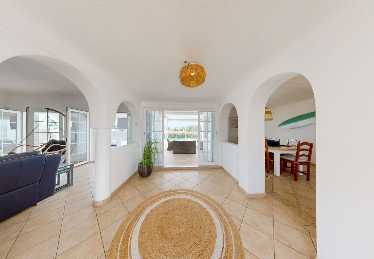 Villa em Albufeira - Villa Hipolito V4 com Piscina e BBQ
