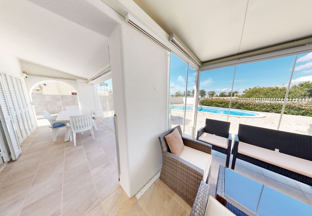 Villa em Albufeira - Villa Hipolito V4 com Piscina e BBQ