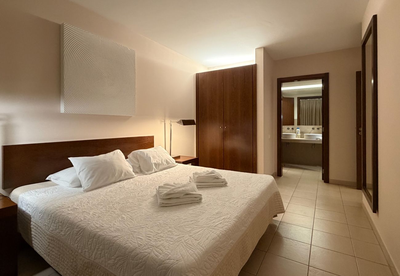Apartamento em Albufeira - Herdade dos Salgados, T2 13C-0B, Vila das Lagoas