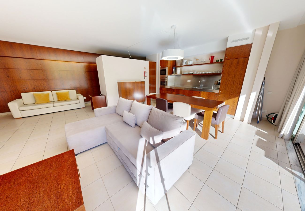 Apartamento em Albufeira - Herdade dos Salgados, T2 13C-0B, Vila das Lagoas