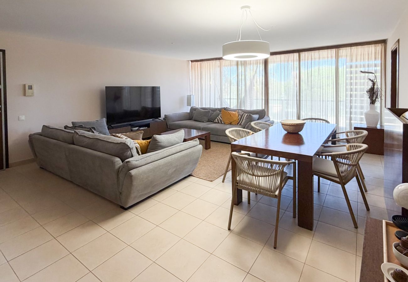 Apartamento em Albufeira - Herdade dos Salgados, T3 8E-1C, Vila das Lagoas