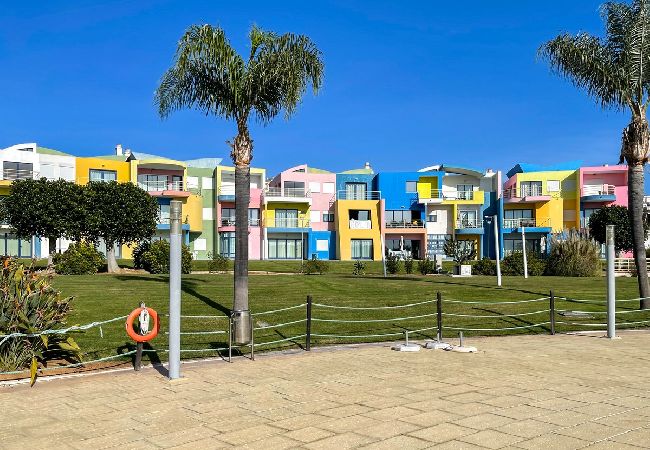 Apartment in Albufeira - Apartamentos da Orada T-1 F-124 Marina de Albufeira  Apartment in Albufeira - Apartamentos da Orada T-1 F-124 Marina de Albufeira