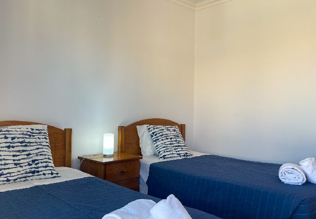 Villa in Albufeira - Moradia T3 Águia Marina, Pool & BBQ Villa in Albufeira - Moradia T3 Águia Marina, Pool & BBQ