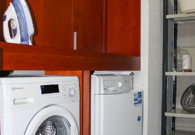 Rent by room in Albufeira - Sofeelings, Room Mar_Floor 2, Baixa de Albufeira Rent by room in Albufeira - Sofeelings, Room Mar_Floor 2, Baixa de Albufeira