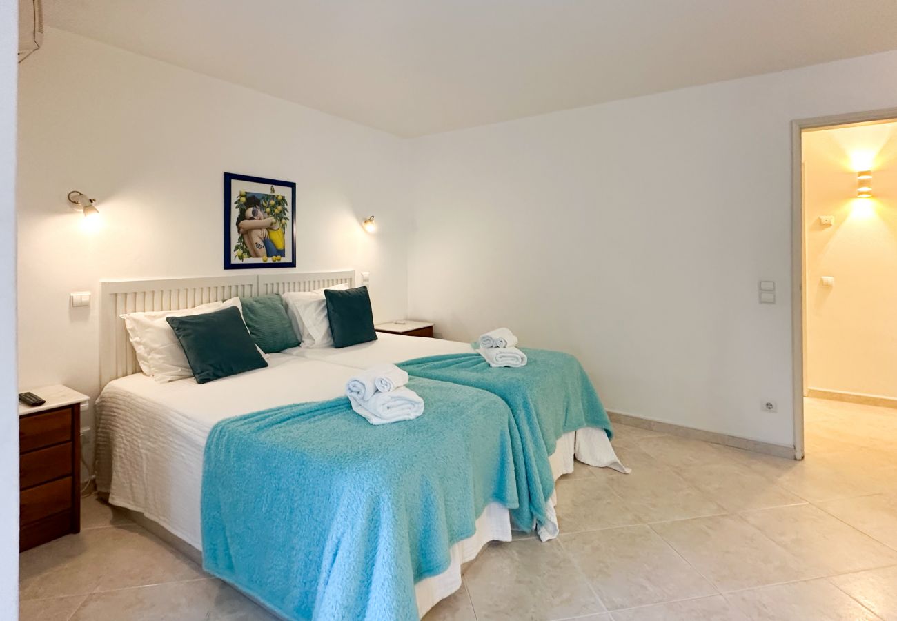 Rent by room in Albufeira - Sofeelings, Room Mar_Floor 2, Baixa de Albufeira
