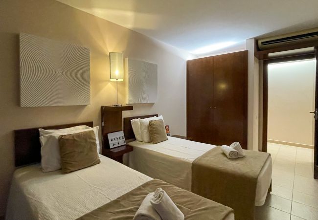 Apartment in Albufeira - Herdade dos Salgados, T3-8C_0C, Vila das Lagoas, Albufeira Apartment in Albufeira - Herdade dos Salgados, T3-8C_0C, Vila das Lagoas, Albufeira