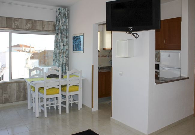 Apartment in Albufeira - Apartamento T1 Almisa Centro Histórico Albufeira 