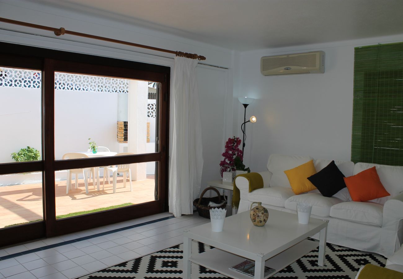 Apartment in Albufeira - Apartamento T3 Gemeas, a 20 metros da Praia dos Olhos de Água