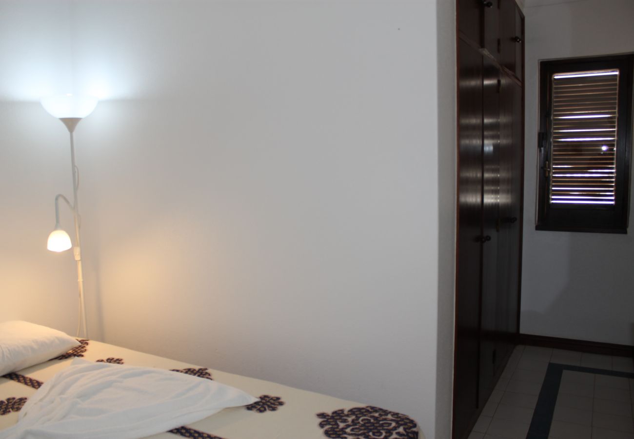 Apartment in Albufeira - Apartamento T3 Gemeas, a 20 metros da Praia dos Olhos de Água