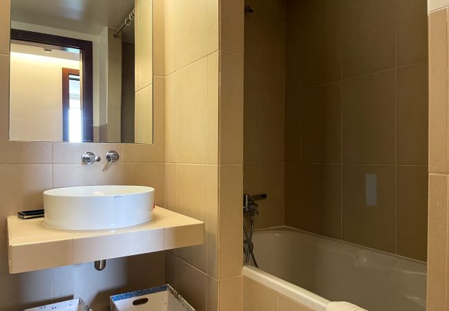 Apartment in Albufeira - Herdade dos Salgados, T2-12B_4C, Vila das Lagoas, Albufeira. Apartment in Albufeira - Herdade dos Salgados, T2-12B_4C, Vila das Lagoas, Albufeira.