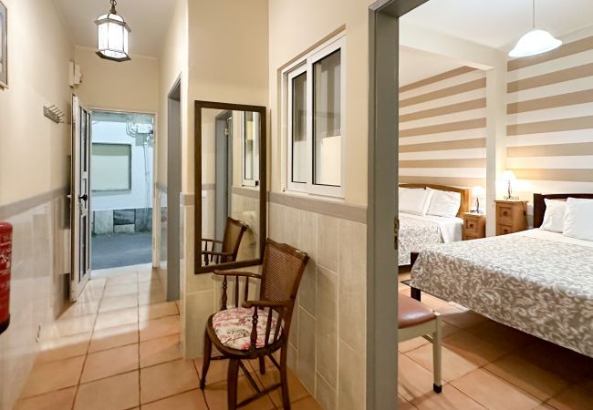 Apartment in Albufeira - Apartment T1 Catraio_8A, Old Town Albufeira