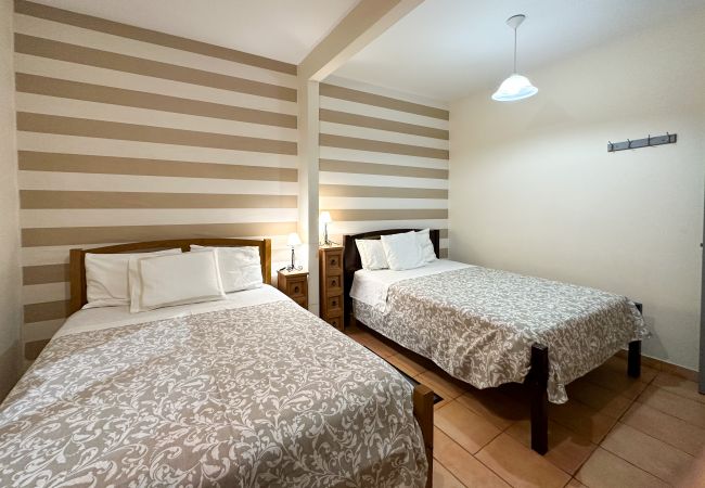 Apartment in Albufeira - Apartment T1 Catraio_8A, Old Town Albufeira