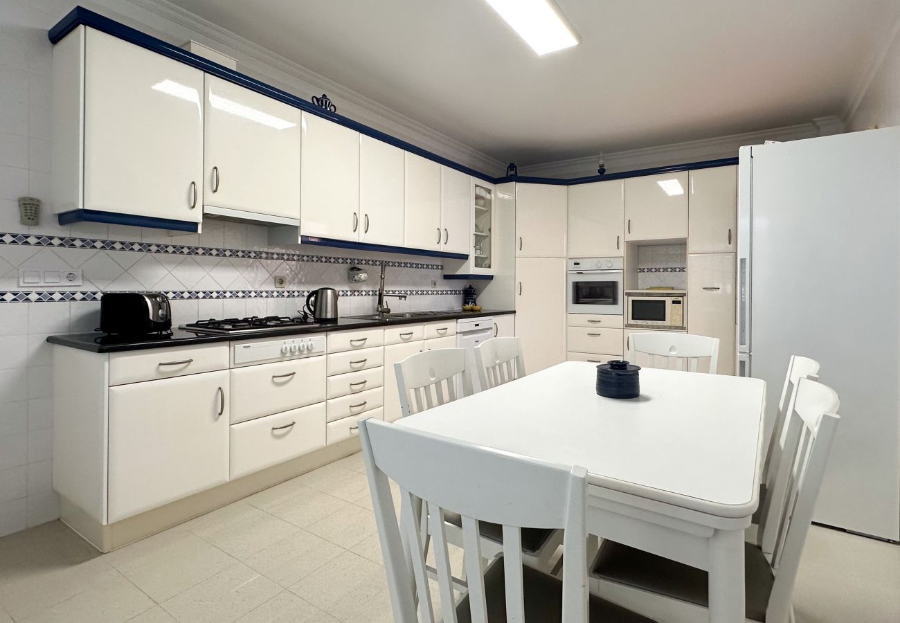 Villa in Albufeira -  Villa Catavento V5 Piscina e 100mt Praia da Galé