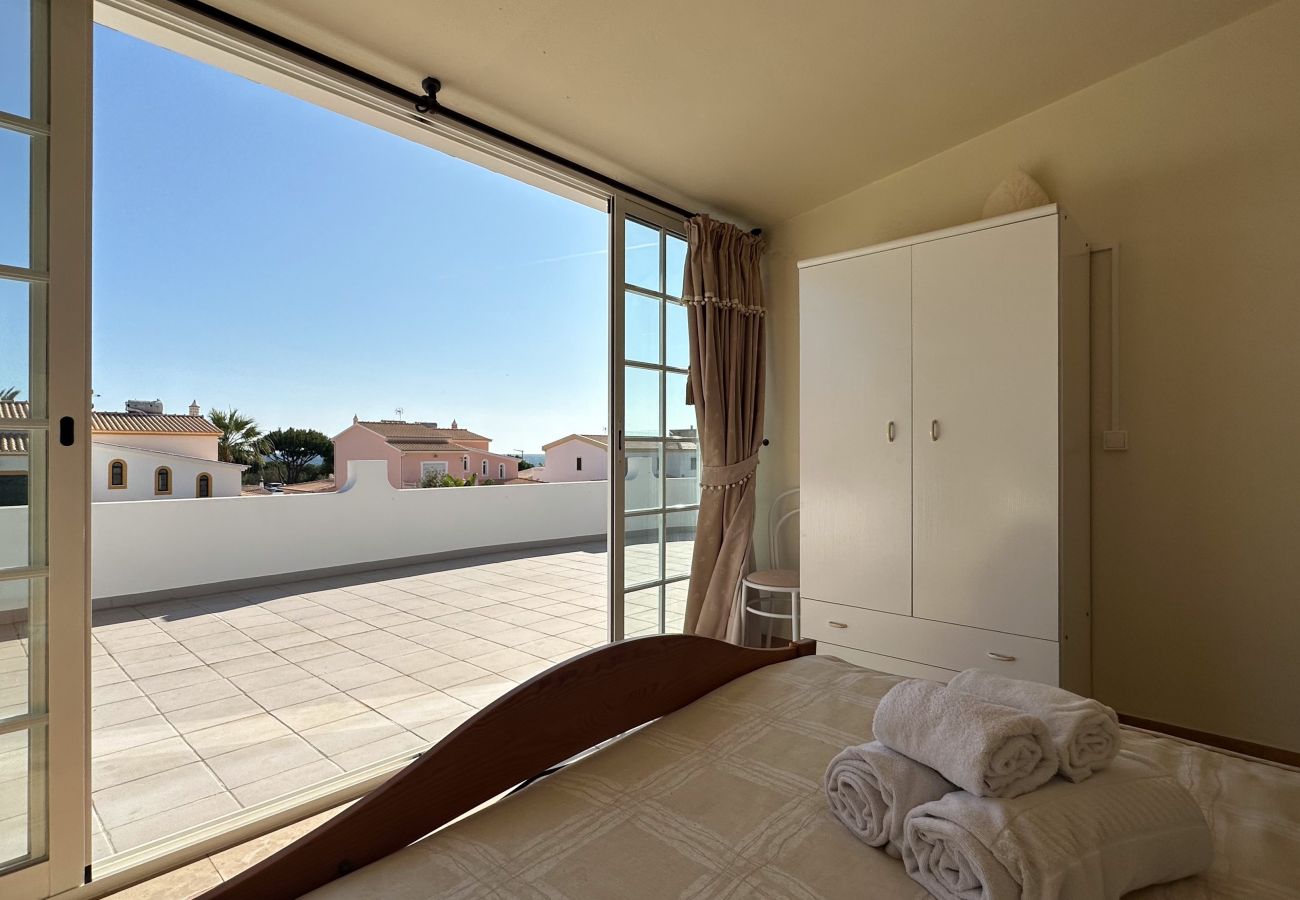 Villa in Albufeira -  Villa Catavento V5 Piscina e 100mt Praia da Galé