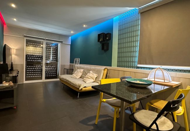 Apartment in Albufeira - Apartament T1 Caliços 600mt Fishermans Beach