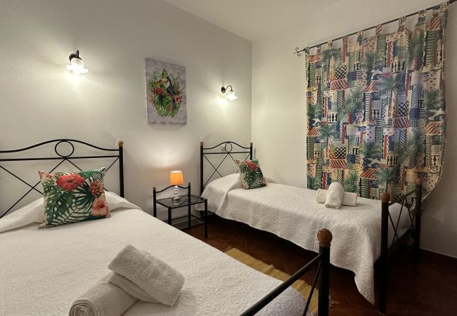 Farm stay in Silves - Quinta Jardim das Palmeiras, T2 nº3, Algoz Farm stay in Silves - Quinta Jardim das Palmeiras, T2 nº3, Algoz