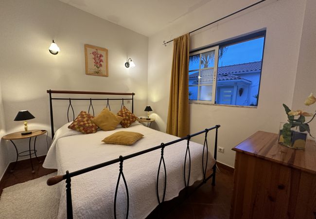 Farm stay in Silves - Quinta Jardim das Palmeiras, T2 nº3, Algoz Farm stay in Silves - Quinta Jardim das Palmeiras, T2 nº3, Algoz