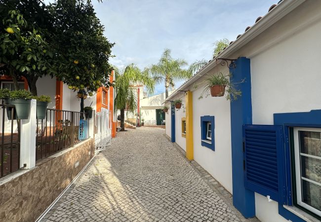 Farm stay in Silves - Quinta Jardim das Palmeiras, T2 nº6, Algoz Farm stay in Silves - Quinta Jardim das Palmeiras, T2 nº6, Algoz