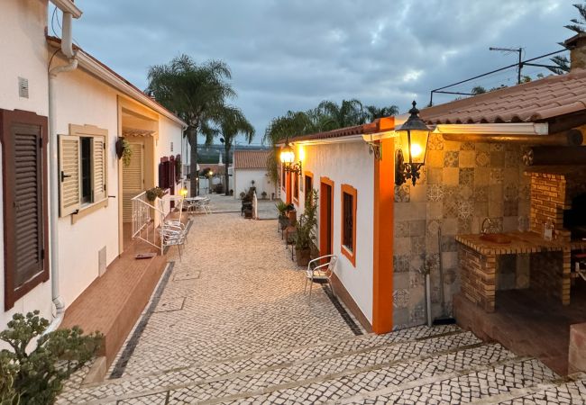 Farm stay in Silves - Quinta Jardim das Palmeiras, T2 nº6, Algoz