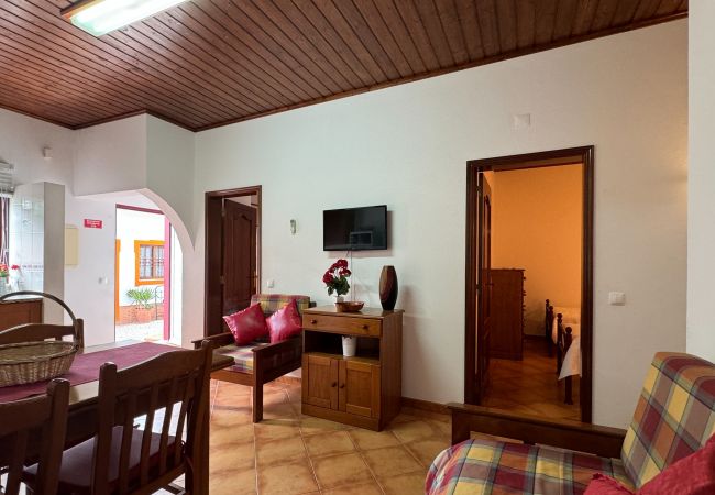 Farm stay in Silves - Quinta Jardim das Palmeiras, T2 nº5, Algoz Farm stay in Silves - Quinta Jardim das Palmeiras, T2 nº5, Algoz
