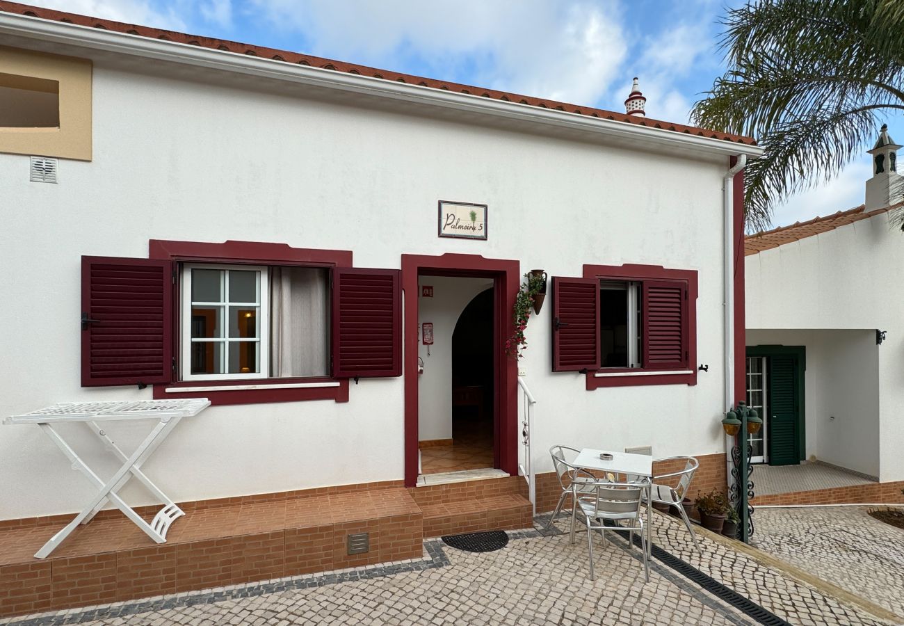 Farm stay in Silves - Quinta Jardim das Palmeiras, T2 nº5, Algoz