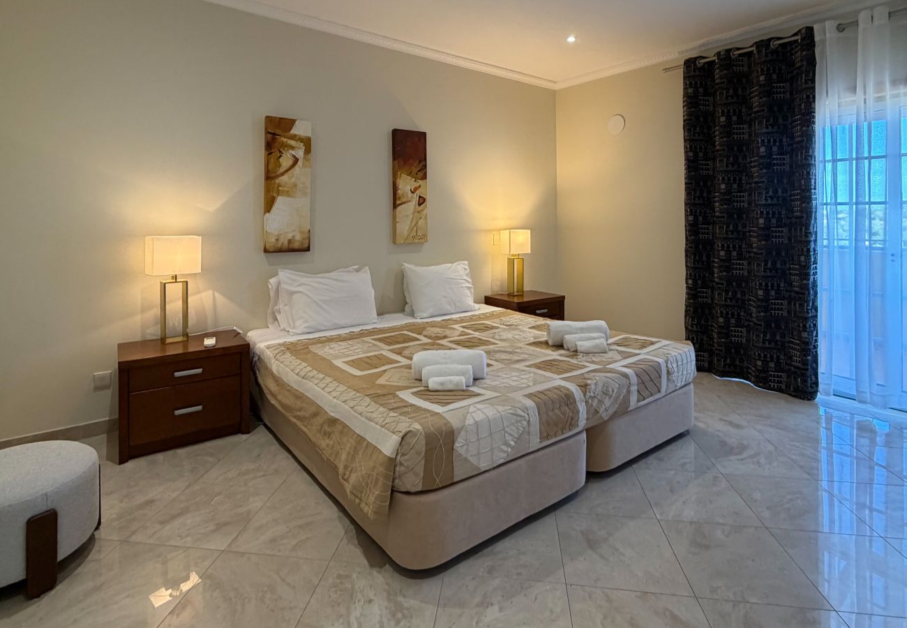 Villa in Albufeira - Villa Sao Miguel  V4