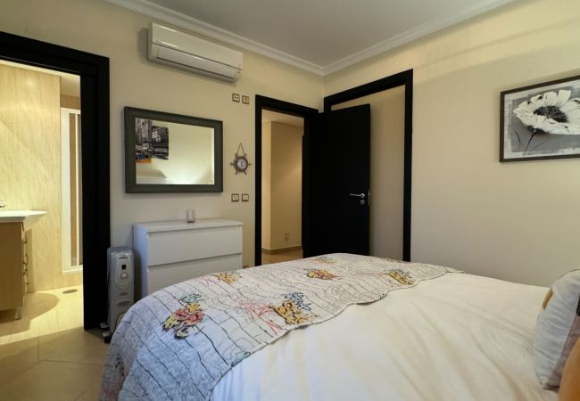 Terraced House in Albufeira - Villa Mystic in Galé, 500 metres from the beach, 3 bedrooms Terraced House in Albufeira - Villa Mystic in Galé, 500 metres from the beach, 3 bedrooms