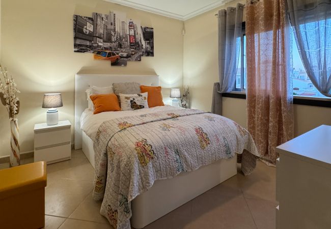 Terraced House in Albufeira - Villa Mystic in Galé, 500 metres from the beach, 3 bedrooms Terraced House in Albufeira - Villa Mystic in Galé, 500 metres from the beach, 3 bedrooms