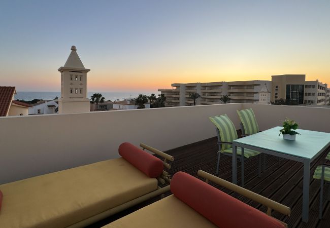 Terraced House in Albufeira - Villa Mystic in Galé, 500 metres from the beach, 3 bedrooms Terraced House in Albufeira - Villa Mystic in Galé, 500 metres from the beach, 3 bedrooms