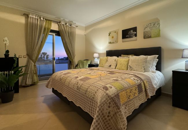 Terraced House in Albufeira - Villa Mystic in Galé, 500 metres from the beach, 3 bedrooms Terraced House in Albufeira - Villa Mystic in Galé, 500 metres from the beach, 3 bedrooms