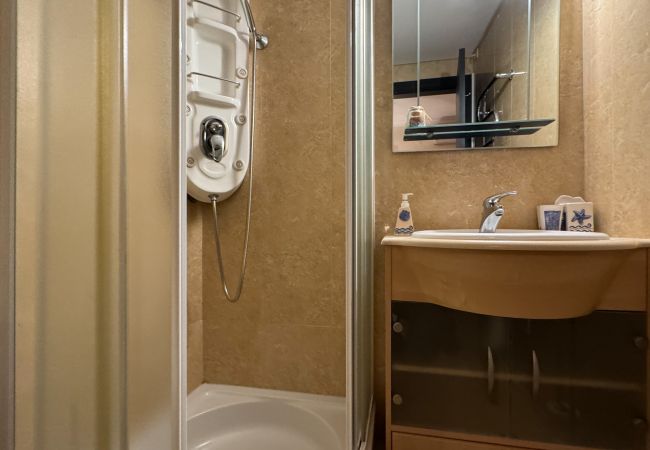 Terraced House in Albufeira - Villa Mystic in Galé, 500 metres from the beach, 3 bedrooms Terraced House in Albufeira - Villa Mystic in Galé, 500 metres from the beach, 3 bedrooms