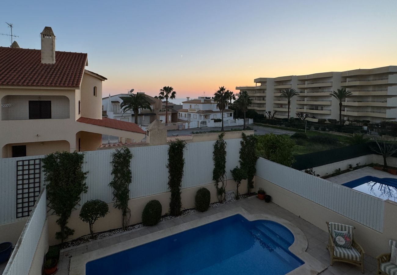 Townhouse in Albufeira - Villa Mystic in Galé, 500 metres from the beach, 3 bedrooms
