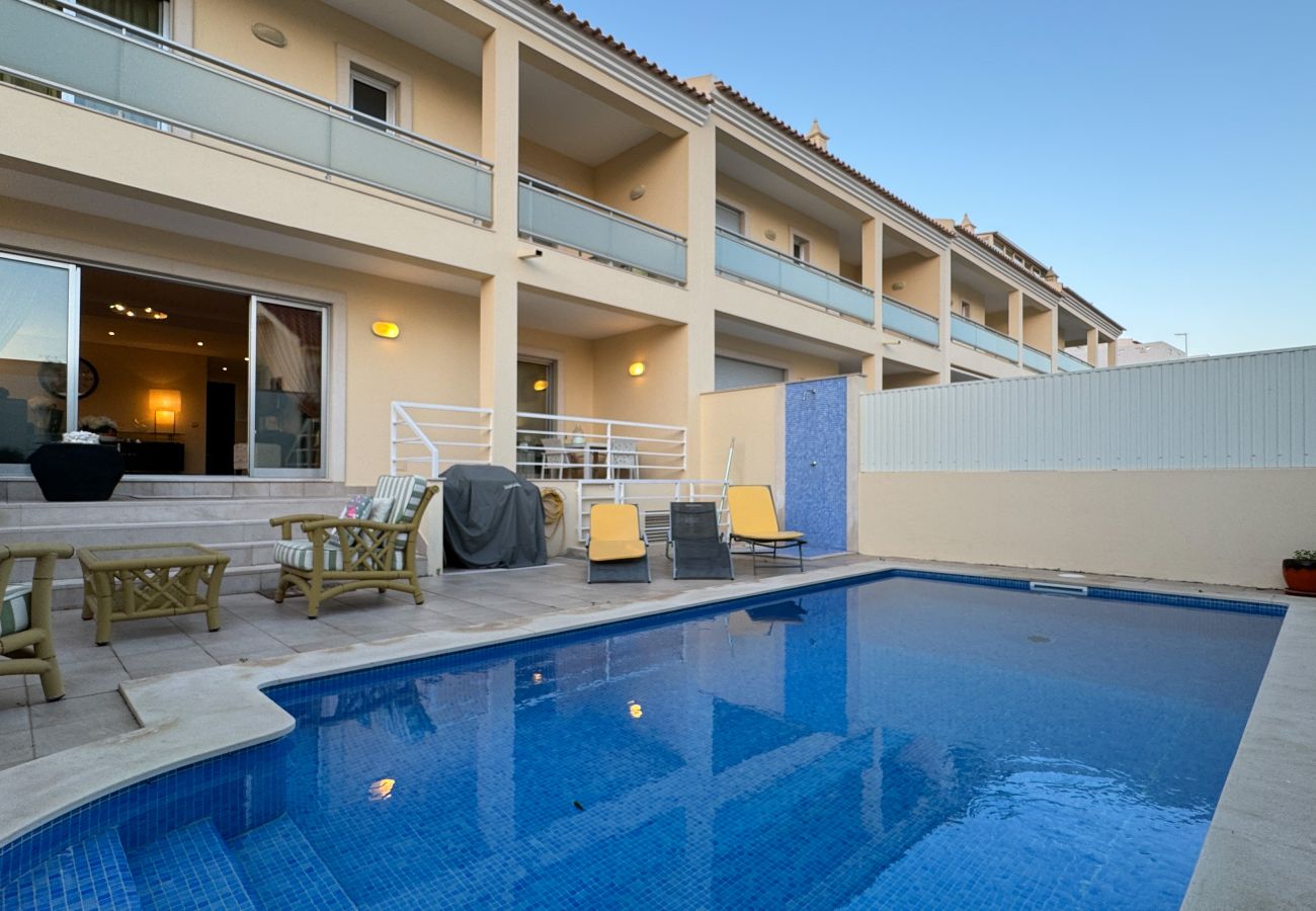 Townhouse in Albufeira - Villa Mystic in Galé, 500 metres from the beach, 3 bedrooms