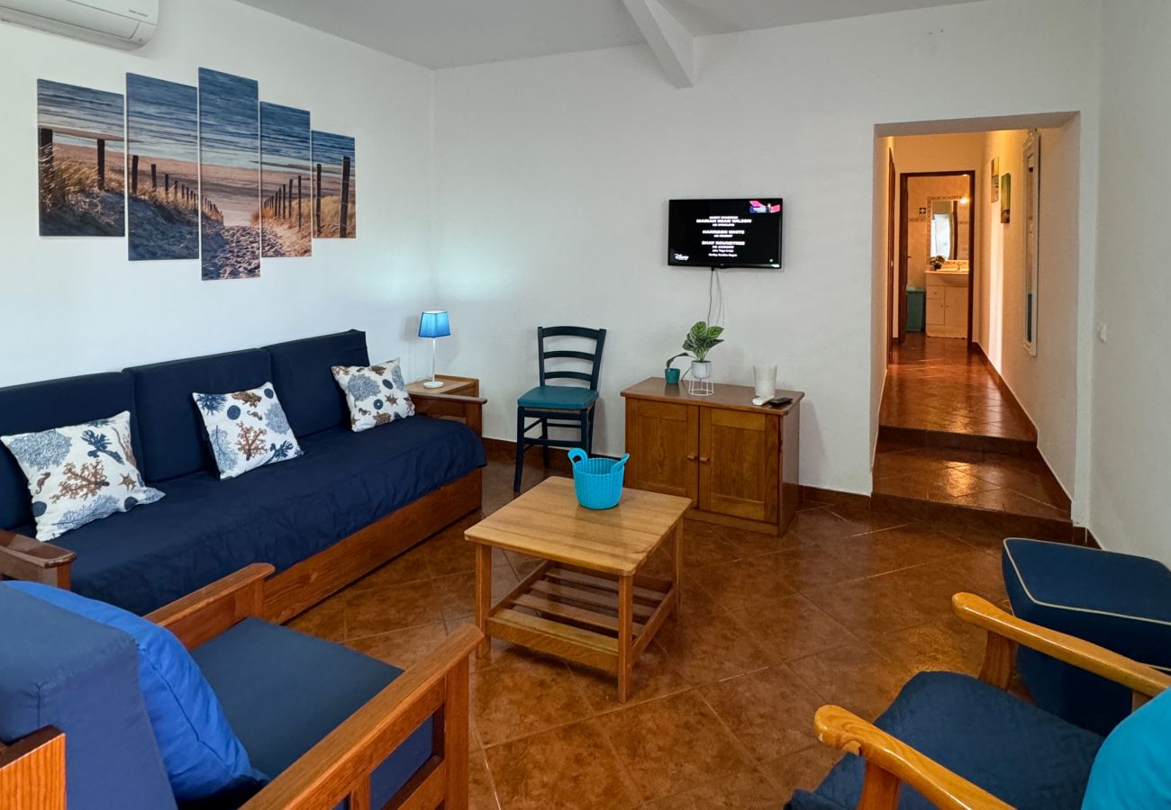Farm stay in Silves - Quinta Jardim das Palmeiras, T2 nº2, Algoz