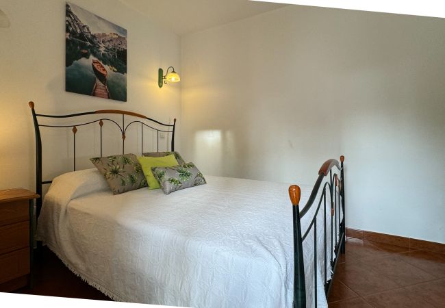 Farm stay in Silves - Quinta Jardim das Palmeiras, T2 nº4, Algoz Farm stay in Silves - Quinta Jardim das Palmeiras, T2 nº4, Algoz