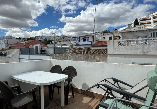 House in Albufeira - Casinha da Baixa T1, Praia dos Pescadores  House in Albufeira - Casinha da Baixa T1, Praia dos Pescadores