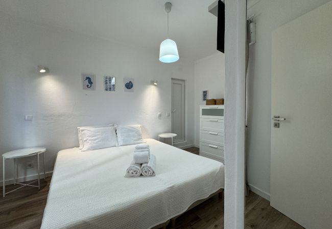 House in Albufeira - Casinha da Baixa T1, Praia dos Pescadores  House in Albufeira - Casinha da Baixa T1, Praia dos Pescadores