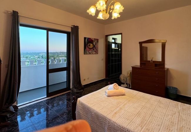 Villa in Alcantarilha - Casa Ventura, V6 em Alcantarilha Villa in Alcantarilha - Casa Ventura, V6 em Alcantarilha