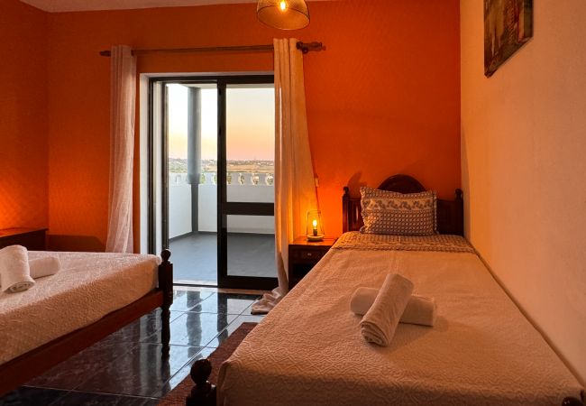 Villa in Alcantarilha - Casa Ventura, V6 em Alcantarilha Villa in Alcantarilha - Casa Ventura, V6 em Alcantarilha