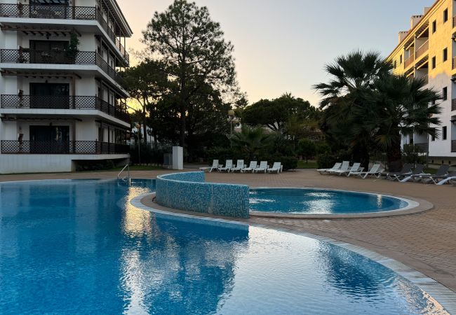 Apartment in Albufeira - Apartamento T2, Praia da Falésia 1C, Albufeira Apartment in Albufeira - Apartamento T2, Praia da Falésia 1C, Albufeira