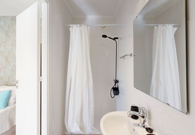 Farm stay in Guia - Quinta Casalinho - Estudio Coelha Farm stay in Guia - Quinta Casalinho - Estudio Coelha